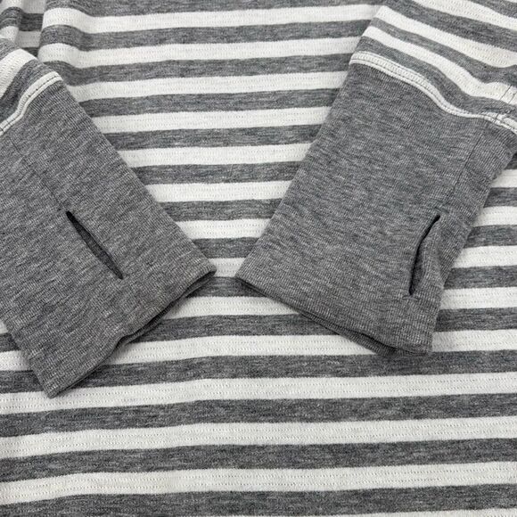 Lululemon Open Your Heart Reversible Long Sleeve Comfy Top Grey Size 4 - Picture 4 of 12